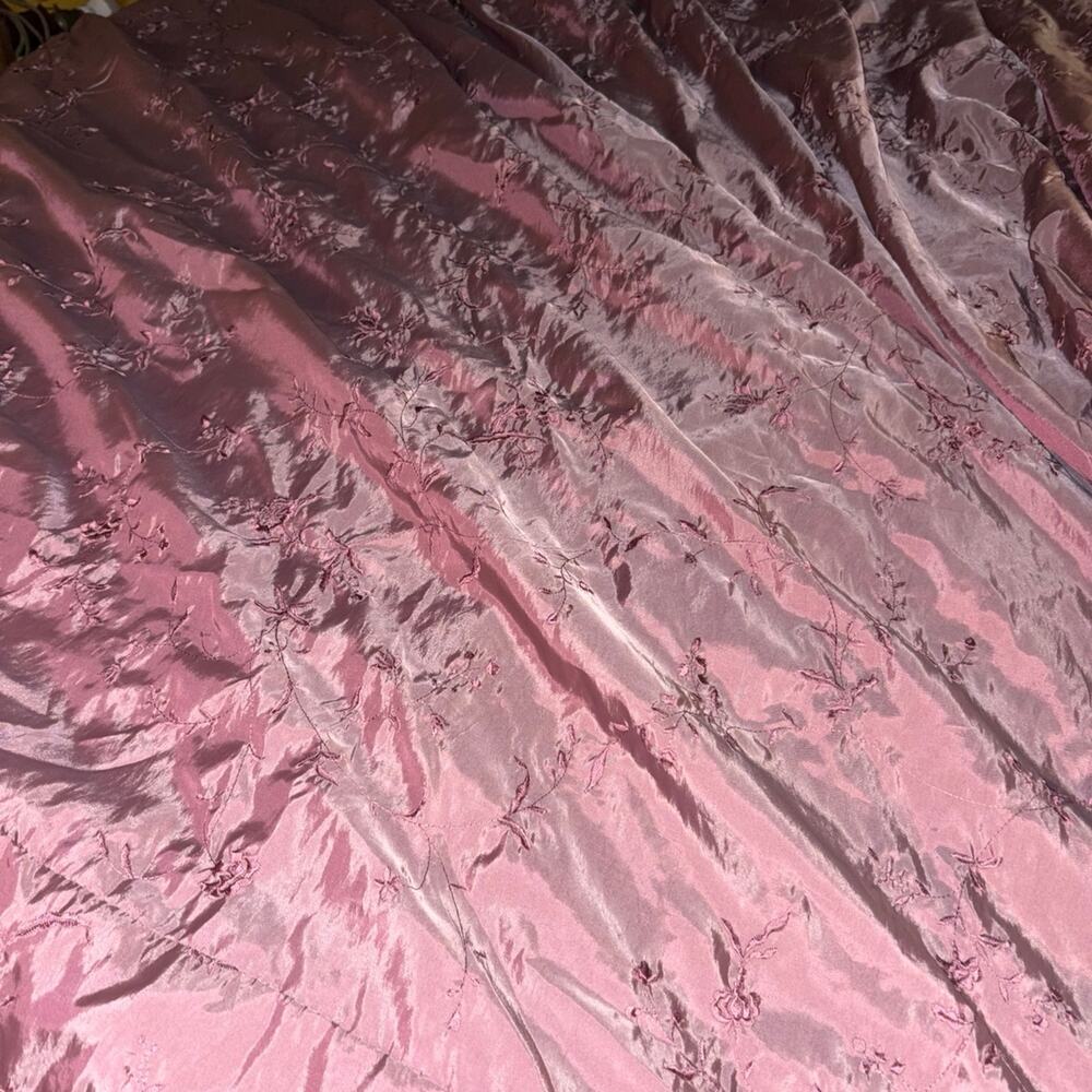 Vintage Glam Embroidered Faux Silk Taffeta Queen Duvet Cover